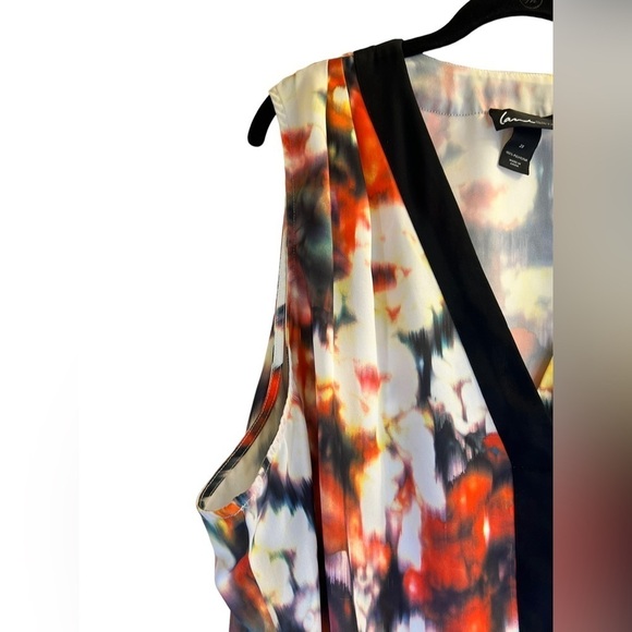 Lane Bryant Tank Top 28 V-Neck Floral Black Trim Sleeveless - Picture 3 of 5